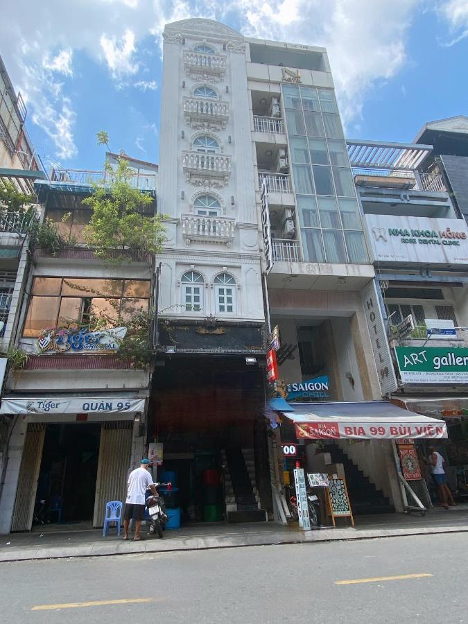 Crowne Bui Vien Hotel Ho Chi Minh City Exterior photo