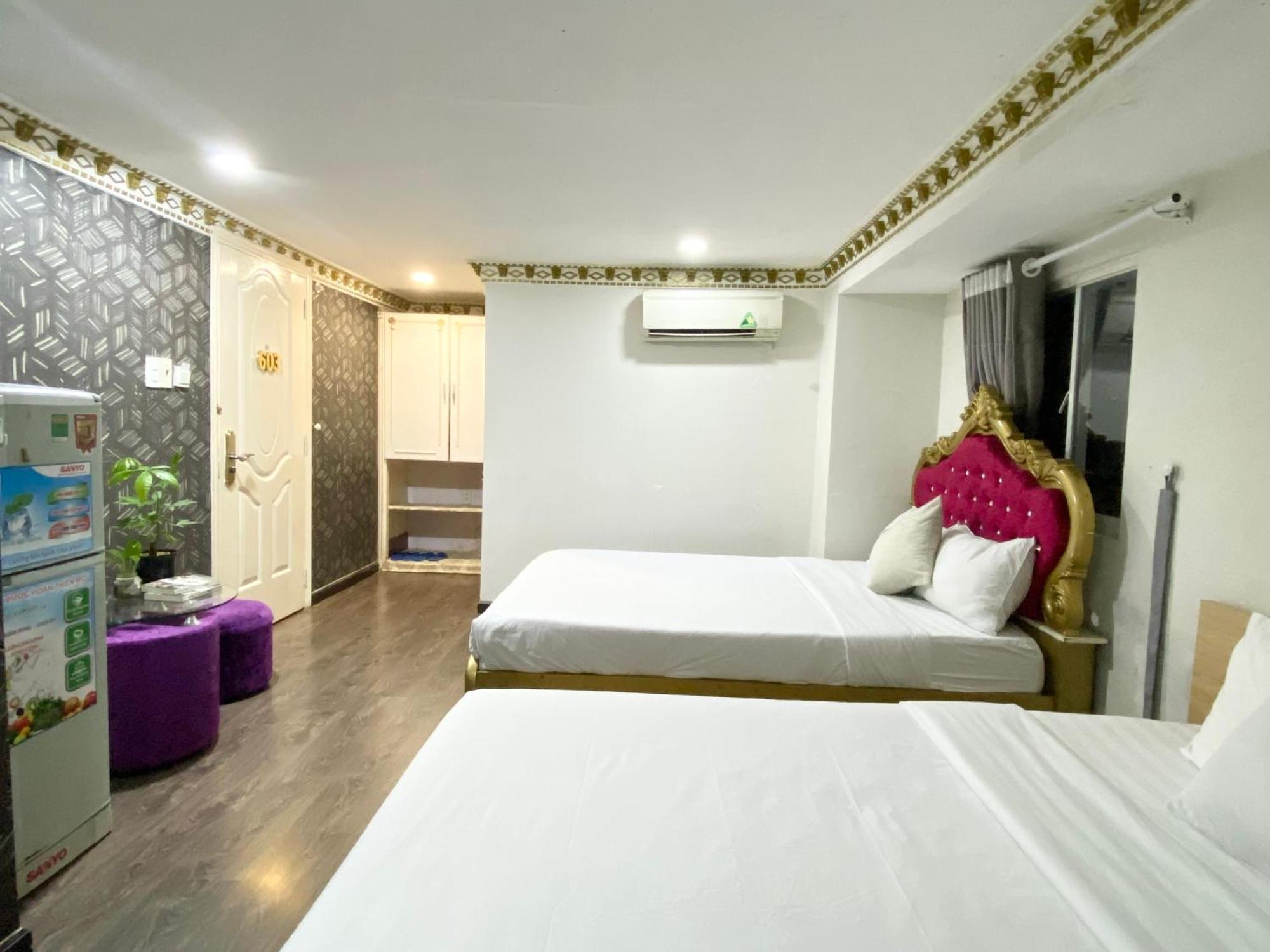 Crowne Bui Vien Hotel Ho Chi Minh City Exterior photo