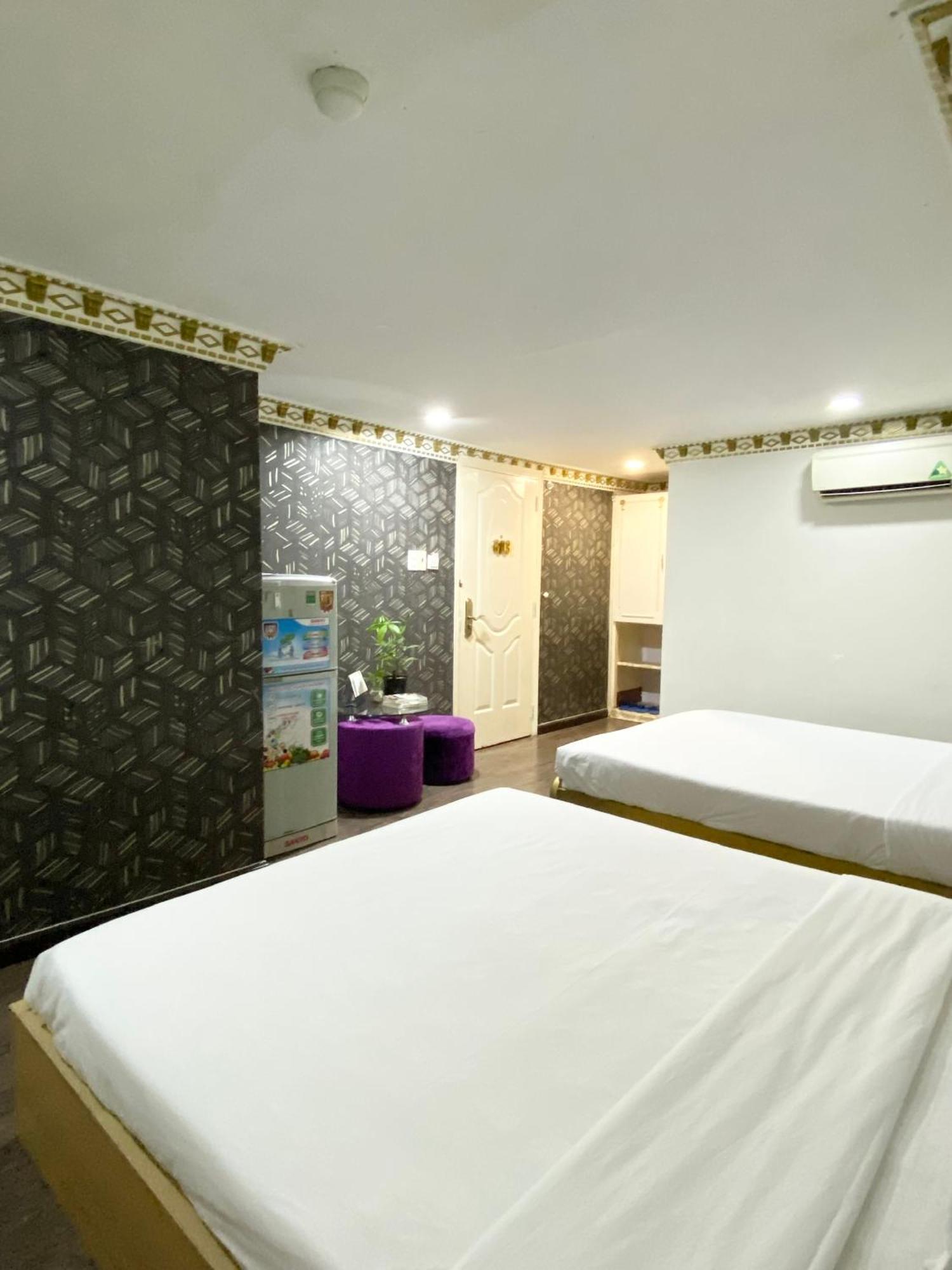 Crowne Bui Vien Hotel Ho Chi Minh City Exterior photo